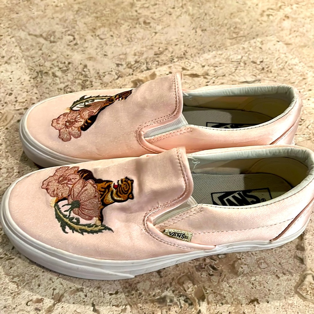 Van’s slides pink silk with tigers